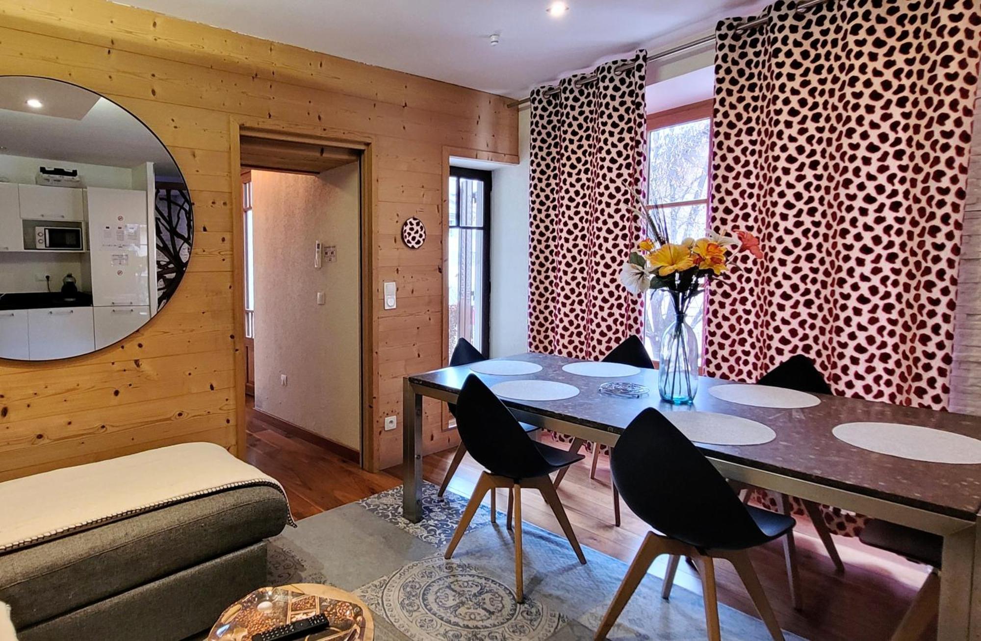 L'Isle - Lofts & Lakes Certified 5-Stars Annecy Luaran gambar